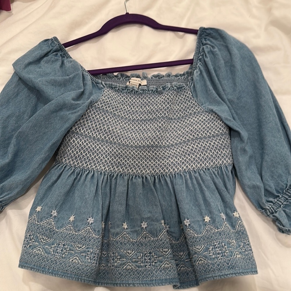 American Eagle top!